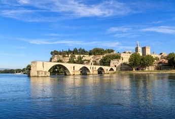 AVIGNON - ARLES