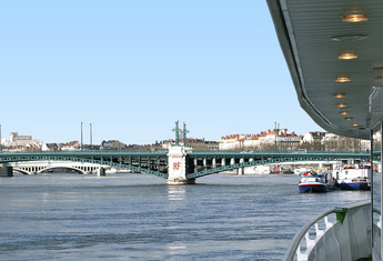 LYON