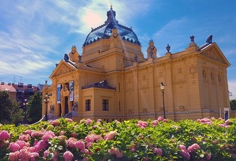 ZAGREB - PARIS