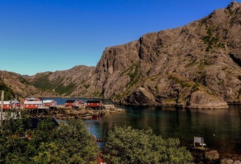 CERCLE POLAIRE ARCTIQUE - ÎLES LOFOTEN - REINE