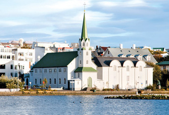 Paris > Reykjavik (Islande)