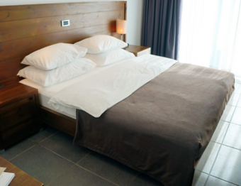 Chambre standard double Avala Resort & Villas ****