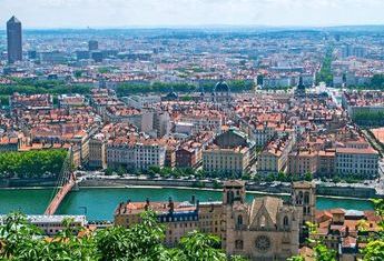 LYON